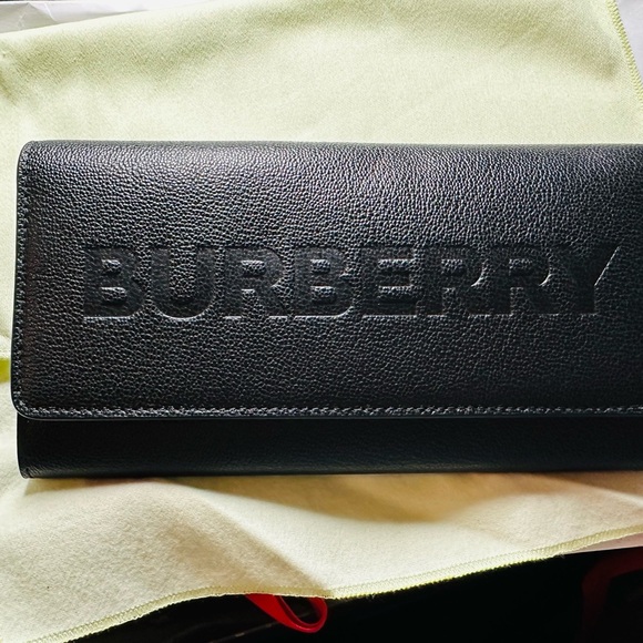 Burberry Black Leather Wallet - Picture 1 of 10